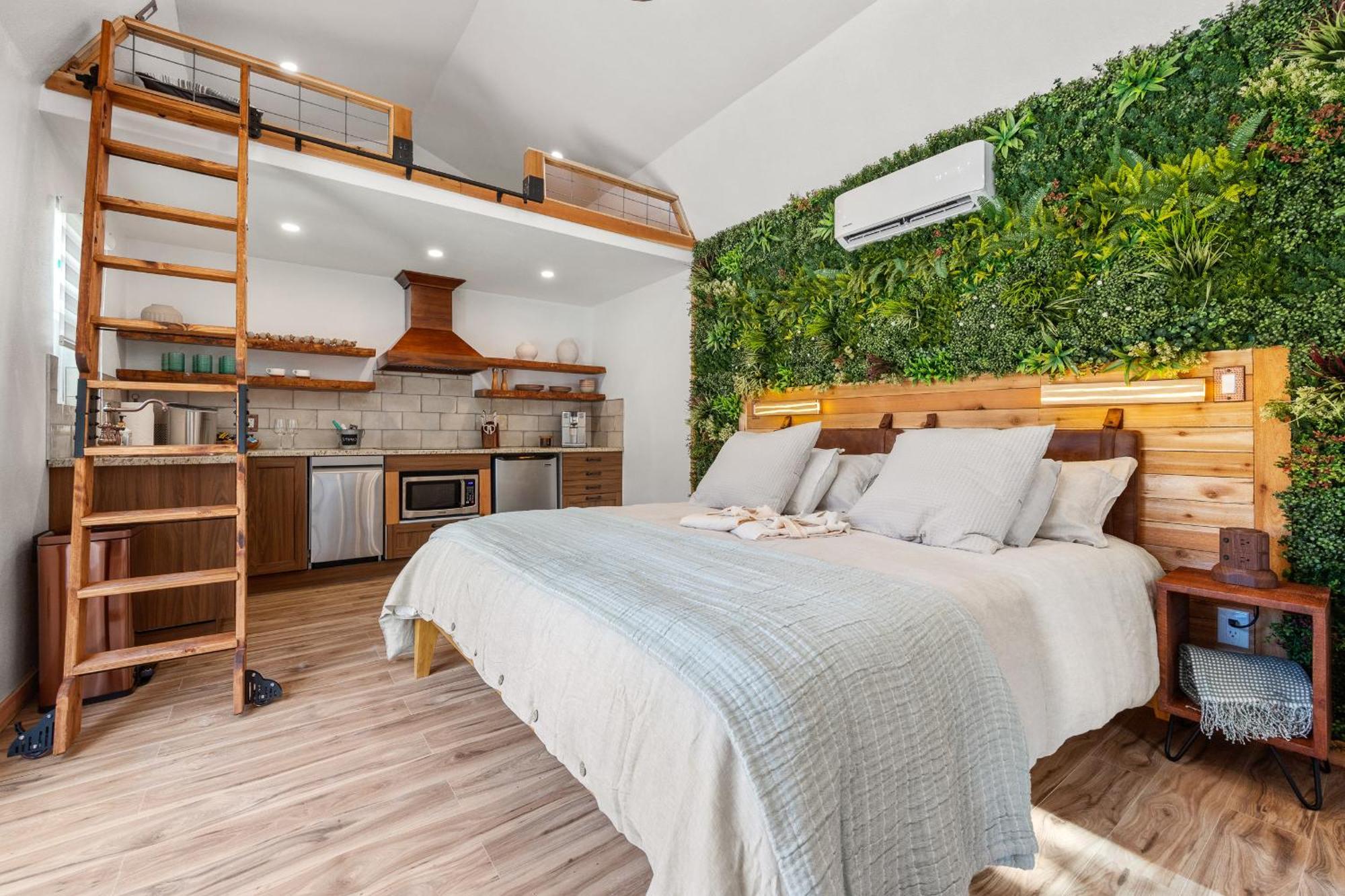 Romantic Luxury Retreat Hot Cold Pool & Sauna Wimberley Exteriér fotografie